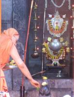 documents/gallery/Kodial_Chaturmasa_2024_-_Programmes_on_5th_August_2024/001 Jalabhisheka by HH Swamiji at Shri Umamaheshwar Devasthana.jpg